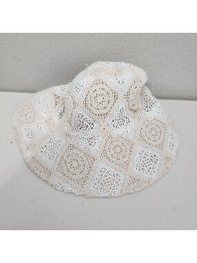 House Of Harlow 1960 Beige Crochet Bucket Hat With White Accents O/S